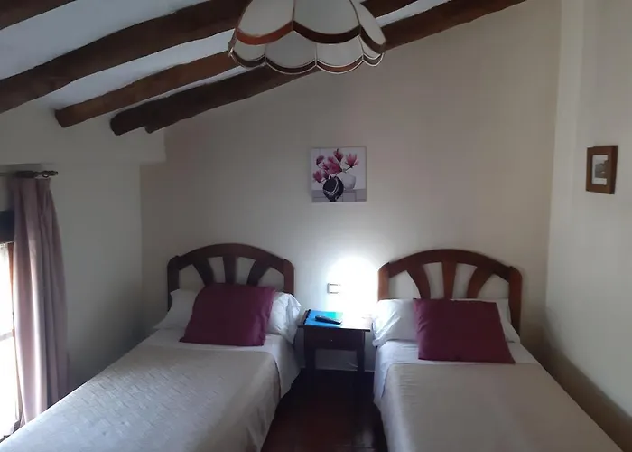 Cuevas De Canart Guest house